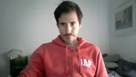 Snapshot of iyoperro chatting on 01-09-25, 12:30 Casandro online show from 01-09-25, 12:30