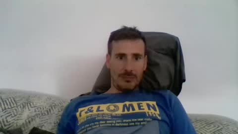 Snapshot of iyoperro chatting on 10-25-25, 10:23 Casandro online show from 10-25-25, 10:23