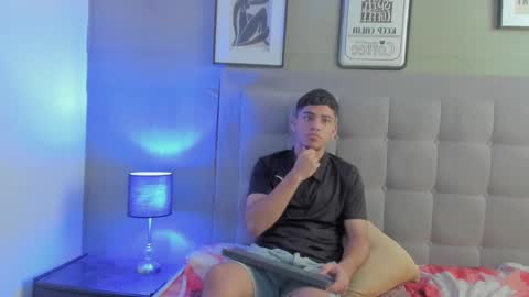 izaack online show from 12-13-24, 06:16