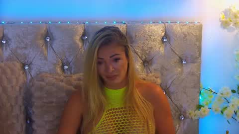 Izabella online show from 08-01-26, 03:28
