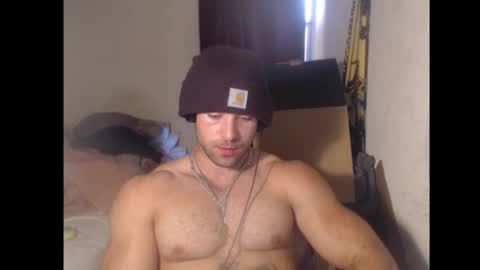 Snapshot of izak144 chatting on 12-18-25, 12:38 izak144 online show from 12-18-25, 12:38