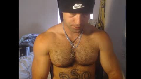 Snapshot of izak144 chatting on 07-19-26, 08:01 izak144 online show from 07-19-26, 08:01