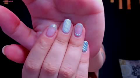hot izys online show from 04-29-26, 07:01
