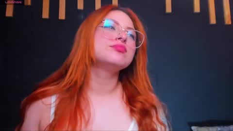 hot izys online show from 05-22-26, 06:53