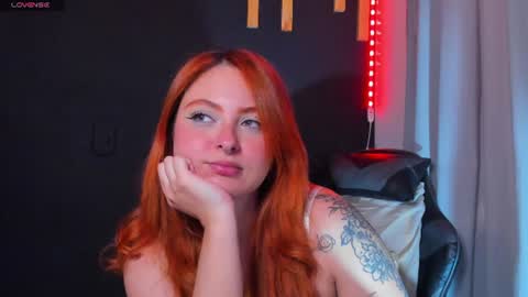 hot izys online show from 07-25-26, 08:06