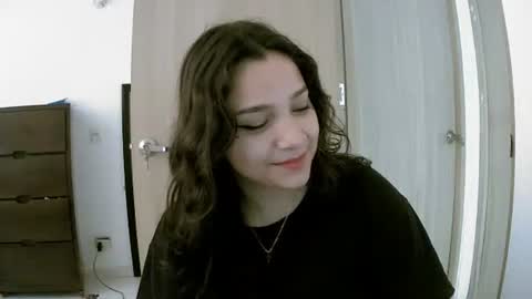 Snapshot of izzy_32 chatting on 02-19-26, 02:57 izzy_32 online show from 02-19-26, 02:57
