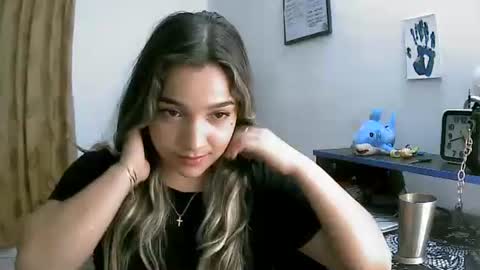 Snapshot of izzy_32 chatting on 04-14-26, 06:19 izzy_32 online show from 04-14-26, 06:19