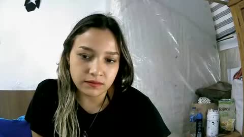Snapshot of izzy_32 chatting on 07-28-26, 06:20 izzy_32 online show from 07-28-26, 06:20