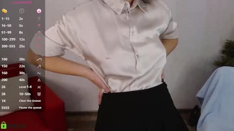 Queen of nylon  Victoria online show from 11-19-25, 04:56