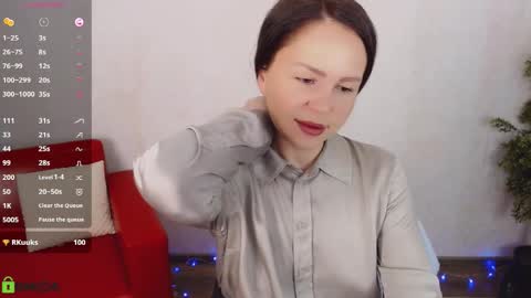 Queen of nylon  Victoria online show from 01-16-26, 05:22