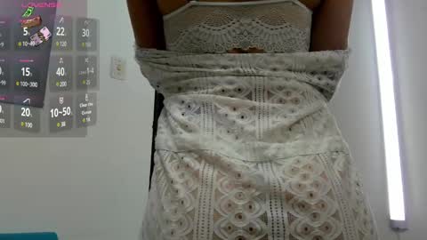 Izzy online show from 02-06-25, 03:20