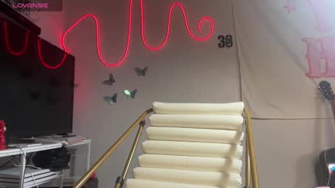 izzyishottttt online show from 09-12-25, 02:11