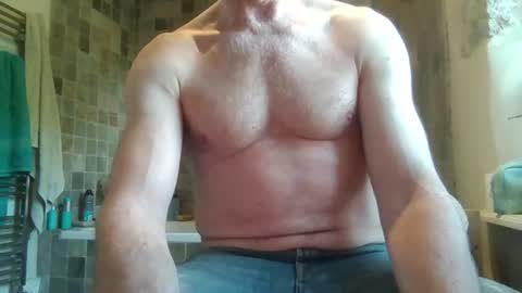 Snapshot of j4ckcock chatting on 06-17-26, 05:36 J4ckcock online show from 06-17-26, 05:36