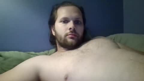 Snapshot of j4mes2000022 chatting on 05-22-26, 01:35 j4mes2000022 online show from 05-22-26, 01:35