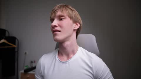 Danny online show from 04-21-26, 10:10