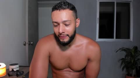 Calix  Independient model Insta and twt Calixsnake online show from 03-18-26, 12:25