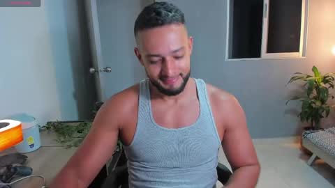 Calix  Independient model Insta and twt Calixsnake online show from 04-17-26, 11:08