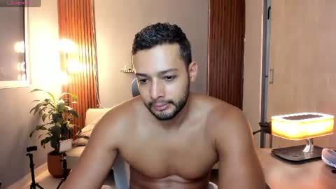 Calix  Independient model Insta and twt Calixsnake online show from 06-10-26, 08:08