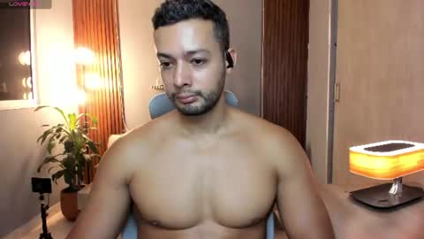 Calix  Independient model Insta and twt Calixsnake online show from 07-28-26, 12:18