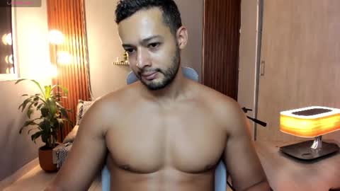 Calix  Independient model Insta and twt Calixsnake online show from 07-30-26, 01:48