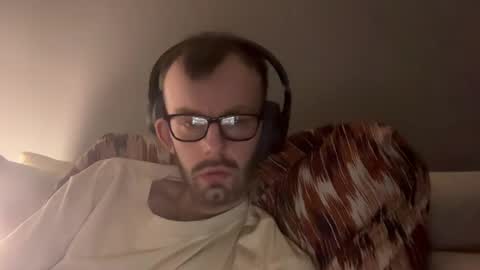 Snapshot of j_ddog chatting on 07-13-26, 10:23 JDogg online show from 07-13-26, 10:23