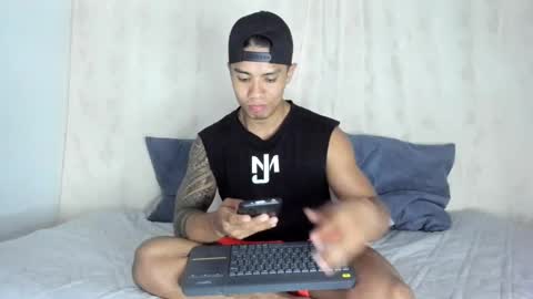 Snapshot of j_musiry chatting on 02-07-25, 06:24 i am juan musiry independent model online show from 02-07-25, 06:24