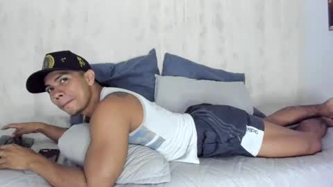 Snapshot of j_musiry chatting on 02-11-25, 08:26 i am juan musiry independent model online show from 02-11-25, 08:26