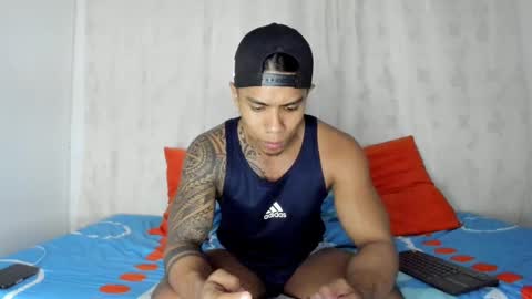 Snapshot of j_musiry chatting on 02-21-25, 04:51 i am juan musiry independent model online show from 02-21-25, 04:51