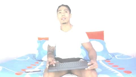 Snapshot of j_musiry chatting on 02-25-25, 03:09 i am juan musiry independent model online show from 02-25-25, 03:09