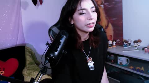 jade 18  online show from 12-02-25, 07:14