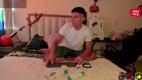 JACK CASTELL online show from 10-14-25, 11:00