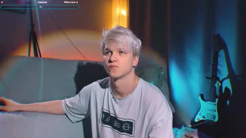 Snapshot of jack_frozt chatting on 11-12-25, 05:08 brestonsweet online show from 11-12-25, 05:08