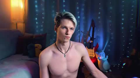 Snapshot of jack_frozt chatting on 02-18-26, 03:46 brestonsweet online show from 02-18-26, 03:46