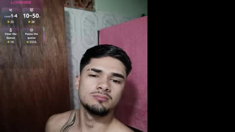 Snapshot of jack_hills2 chatting on 09-26-25, 12:53 online show from 09-26-25, 12:53