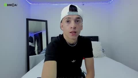 Snapshot of jack_juan chatting on 10-24-25, 11:45 Juan  Jack online show from 10-24-25, 11:45