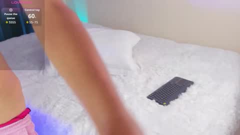 Snapshot of jack_noir chatting on 10-22-25, 01:33 Jack online show from 10-22-25, 01:33