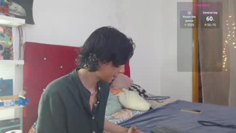 Snapshot of jack_s21 chatting on 11-27-25, 01:51 Laick online show from 11-27-25, 01:51