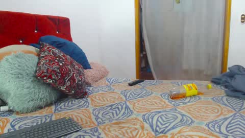 Laick online show from 04-12-26, 06:07