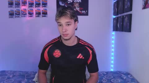 J online show from 11-21-25, 07:18