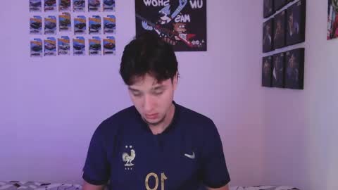 J online show from 05-12-26, 03:53
