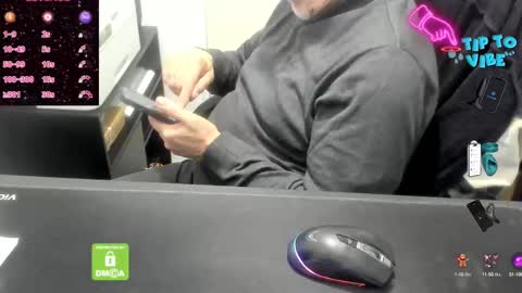 Snapshot of jackbrgs chatting on 12-06-24, 05:11 J-Mitchel online show from 12-06-24, 05:11