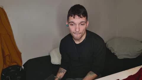 Snapshot of jackdesfeux chatting on 01-09-25, 01:08 Jack  online show from 01-09-25, 01:08