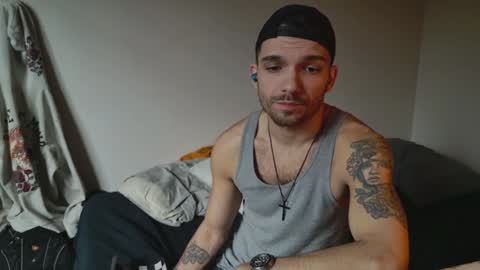 Snapshot of jackdesfeux chatting on 01-17-25, 04:04 Jack  online show from 01-17-25, 04:04