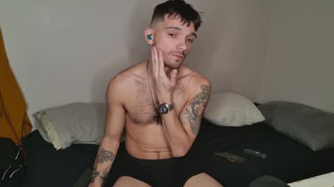 Snapshot of jackdesfeux chatting on 02-01-25, 05:18 Jack  online show from 02-01-25, 05:18