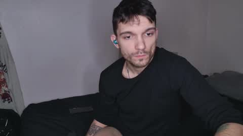 Snapshot of jackdesfeux chatting on 02-24-25, 01:46 Jack  online show from 02-24-25, 01:46