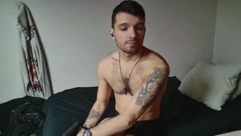 Snapshot of jackdesfeux chatting on 02-24-25, 06:47 Jack  online show from 02-24-25, 06:47