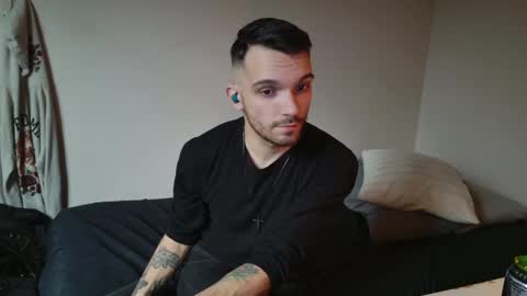 Snapshot of jackdesfeux chatting on 02-25-25, 08:51 Jack  online show from 02-25-25, 08:51