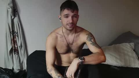 Snapshot of jackdesfeux chatting on 03-06-25, 05:11 Jack  online show from 03-06-25, 05:11