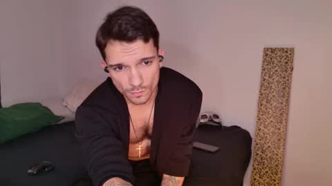 Snapshot of jackdesfeux chatting on 09-12-25, 10:48 Jack  online show from 09-12-25, 10:48