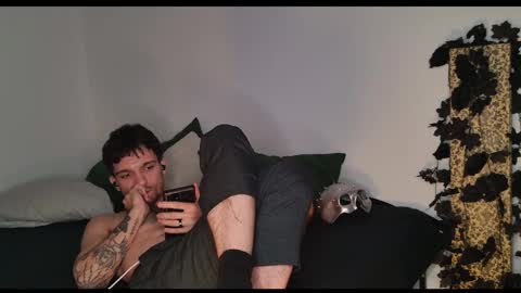 Snapshot of jackdesfeux chatting on 10-06-25, 10:45 Jack  online show from 10-06-25, 10:45